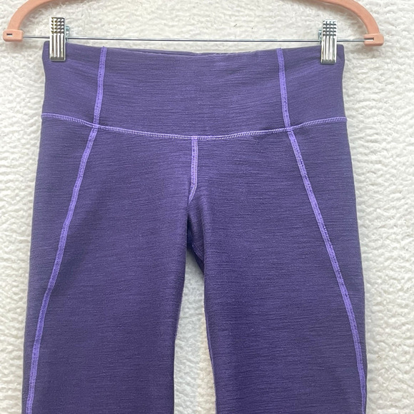 Lululemon Leggings Womens 4 Purple Groove Crop Split Leg Low Rise Workout Gym - Picture 4 of 10